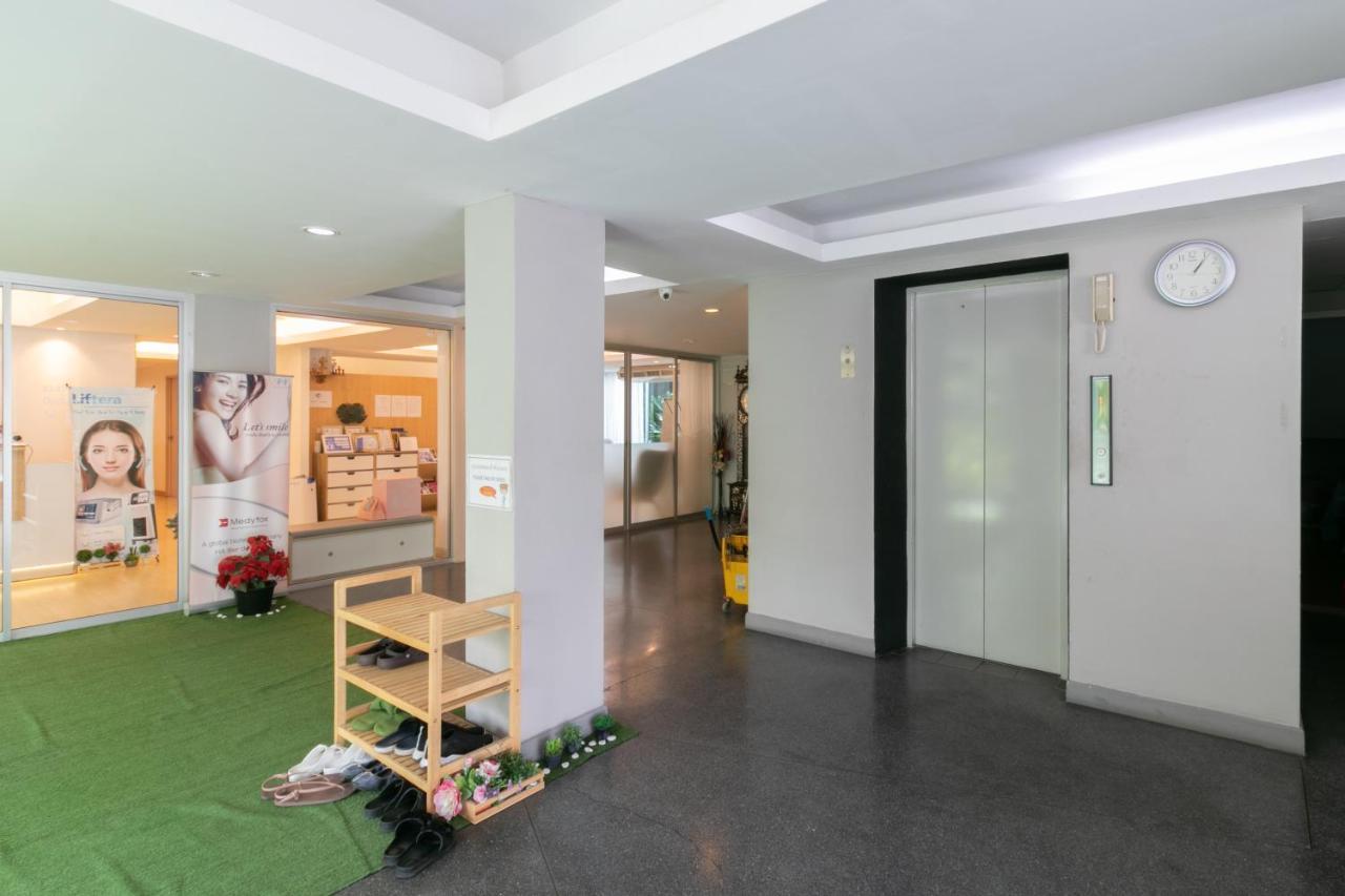 Resortel Lat Phrao 91 Bangkok Exterior foto